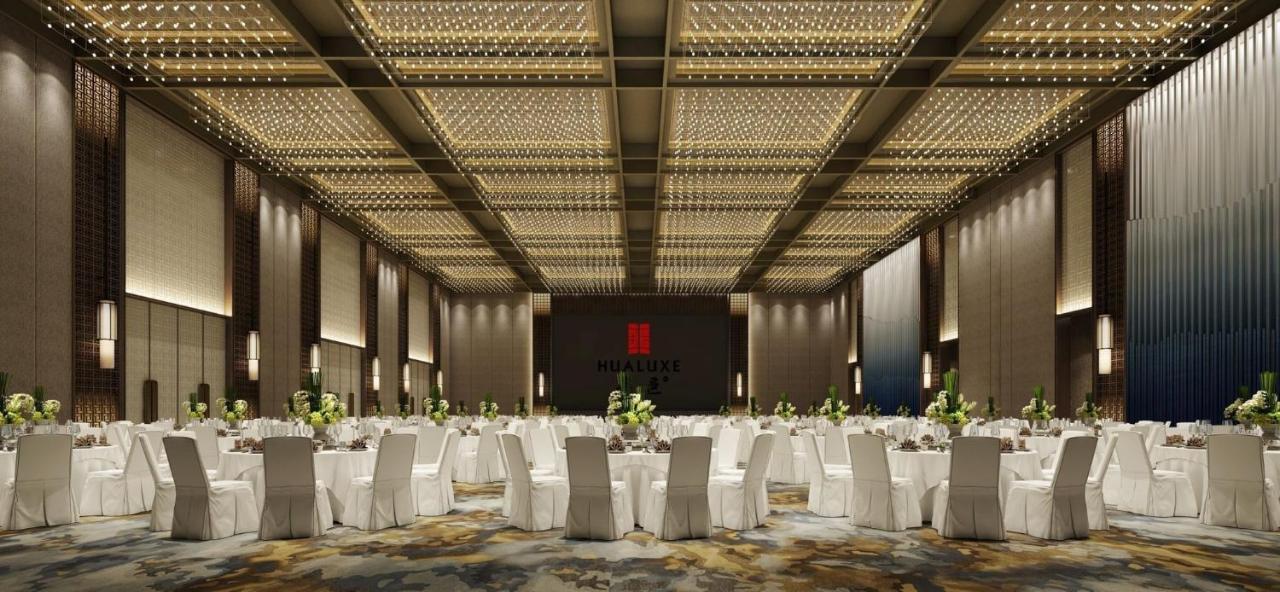 Hualuxe Kunshan Huaqiao By Ihg - F1 Racing Preferred Hotel Exteriör bild