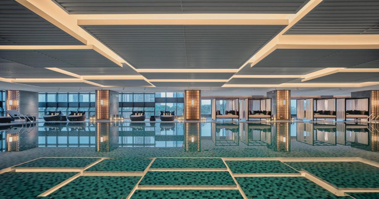 Hualuxe Kunshan Huaqiao By Ihg - F1 Racing Preferred Hotel Exteriör bild