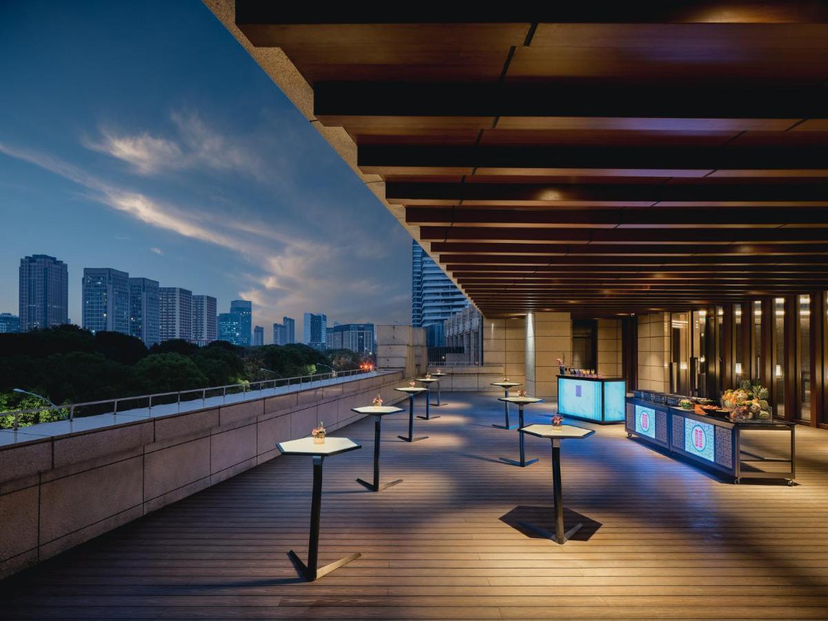Hualuxe Kunshan Huaqiao By Ihg - F1 Racing Preferred Hotel Exteriör bild