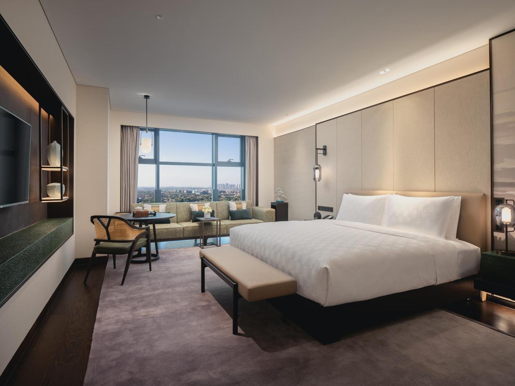 Hualuxe Kunshan Huaqiao By Ihg - F1 Racing Preferred Hotel Exteriör bild