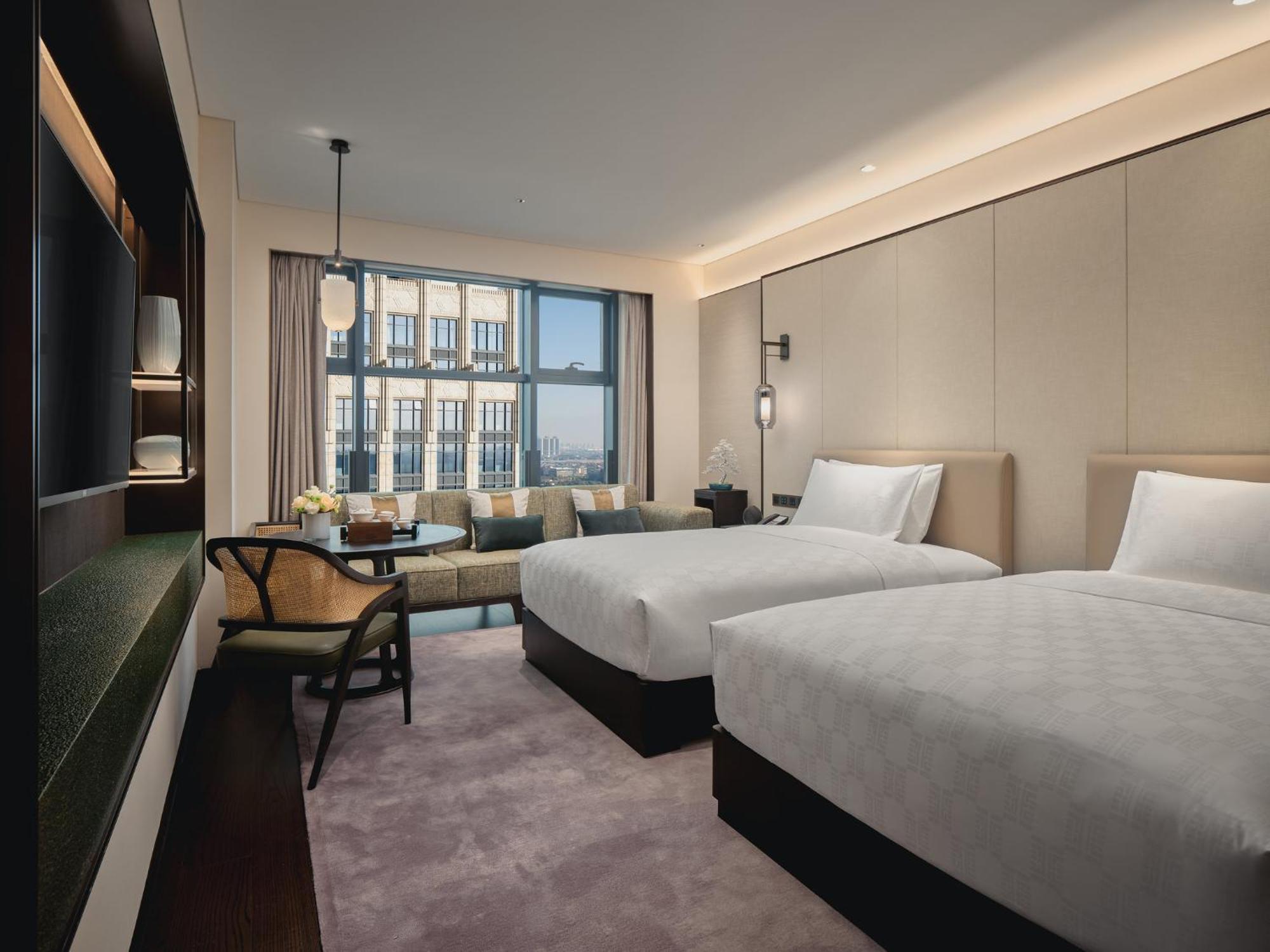 Hualuxe Kunshan Huaqiao By Ihg - F1 Racing Preferred Hotel Exteriör bild